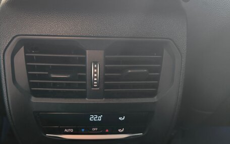 BMW 3 серия, 2019 год, 3 950 000 рублей, 23 фотография