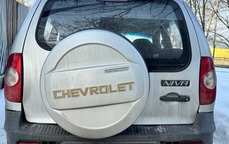 Chevrolet Niva I рестайлинг, 2004 год, 380 000 рублей, 5 фотография