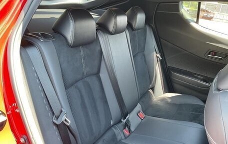 Toyota C-HR I рестайлинг, 2022 год, 1 450 000 рублей, 18 фотография