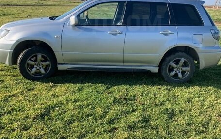 Mitsubishi Outlander III рестайлинг 3, 2005 год, 815 000 рублей, 5 фотография