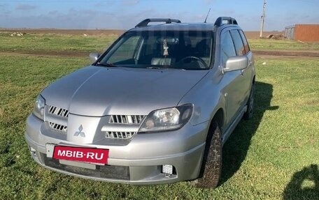 Mitsubishi Outlander III рестайлинг 3, 2005 год, 815 000 рублей, 3 фотография