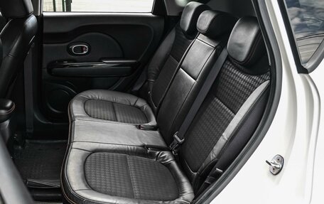 KIA Soul II рестайлинг, 2017 год, 1 699 000 рублей, 9 фотография