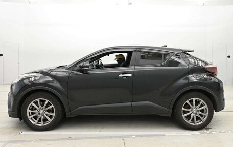 Toyota C-HR I рестайлинг, 2017 год, 1 215 000 рублей, 5 фотография
