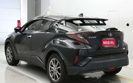 Toyota C-HR I рестайлинг, 2017 год, 1 215 000 рублей, 6 фотография