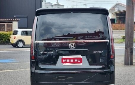 Honda Stepwgn, 2022 год, 2 200 000 рублей, 6 фотография