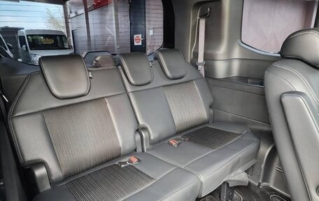 Honda Stepwgn, 2022 год, 2 200 000 рублей, 17 фотография