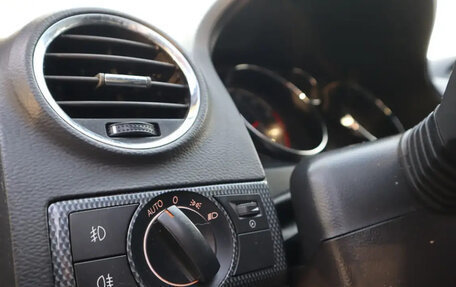 Opel Antara I, 2010 год, 799 000 рублей, 11 фотография