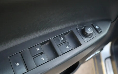 Opel Antara I, 2010 год, 799 000 рублей, 20 фотография