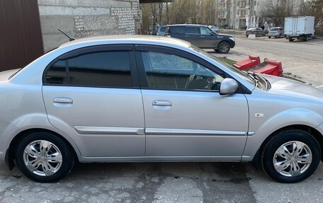 KIA Rio II, 2010 год, 545 000 рублей, 6 фотография