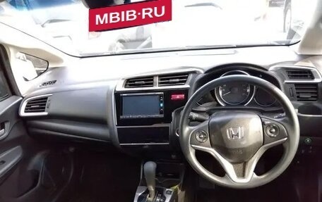 Honda Fit III, 2016 год, 1 215 000 рублей, 5 фотография