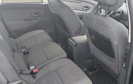 Renault Scenic III, 2011 год, 598 000 рублей, 8 фотография