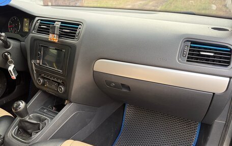 Volkswagen Jetta VI, 2012 год, 990 000 рублей, 6 фотография