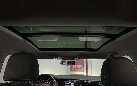 Volkswagen T-Roc I, 2022 год, 1 530 000 рублей, 10 фотография