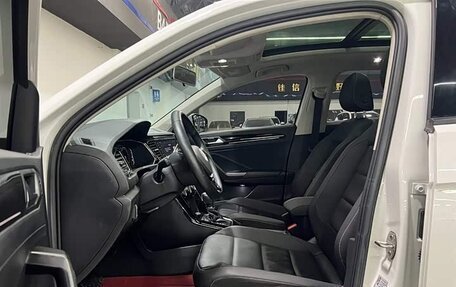 Volkswagen T-Roc I, 2022 год, 1 530 000 рублей, 7 фотография