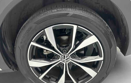 Volkswagen T-Roc I, 2022 год, 1 440 000 рублей, 8 фотография