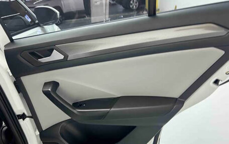 Volkswagen T-Roc I, 2022 год, 1 440 000 рублей, 11 фотография