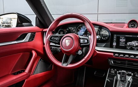 Porsche 911, 2020 год, 16 899 000 рублей, 23 фотография