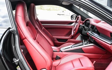 Porsche 911, 2020 год, 16 899 000 рублей, 20 фотография