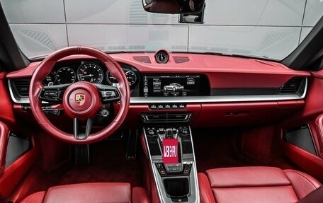 Porsche 911, 2020 год, 16 899 000 рублей, 18 фотография