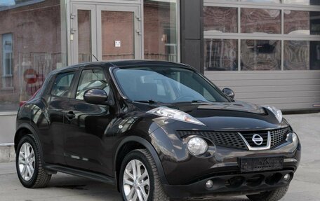 Nissan Juke II, 2013 год, 990 000 рублей, 3 фотография