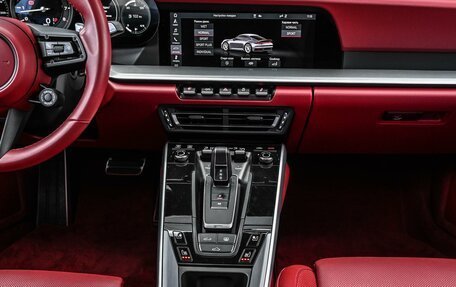 Porsche 911, 2020 год, 16 899 000 рублей, 40 фотография