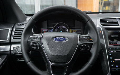 Ford Explorer VI, 2016 год, 2 098 000 рублей, 11 фотография