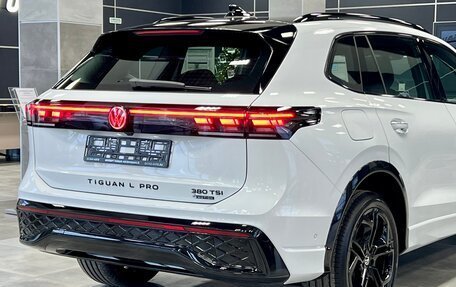 Volkswagen Tiguan, 2026 год, 4 500 000 рублей, 9 фотография