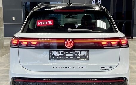 Volkswagen Tiguan, 2026 год, 4 500 000 рублей, 10 фотография