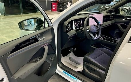 Volkswagen Tiguan, 2026 год, 4 500 000 рублей, 12 фотография