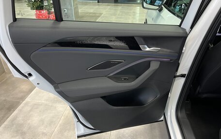 Volkswagen Tiguan, 2026 год, 4 500 000 рублей, 26 фотография