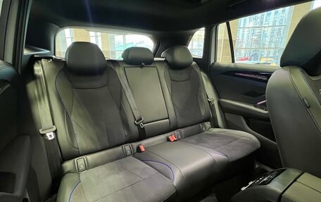 Volkswagen Tiguan, 2026 год, 4 500 000 рублей, 30 фотография