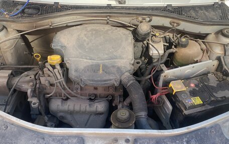 Renault Logan I, 2006 год, 199 000 рублей, 10 фотография