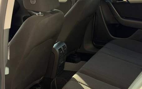 Volkswagen Passat B7, 2011 год, 1 450 000 рублей, 10 фотография