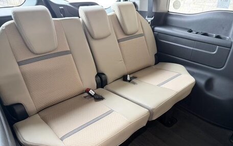 Honda Stepwgn IV, 2019 год, 1 750 000 рублей, 12 фотография