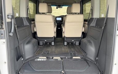 Honda Stepwgn IV, 2019 год, 1 750 000 рублей, 14 фотография