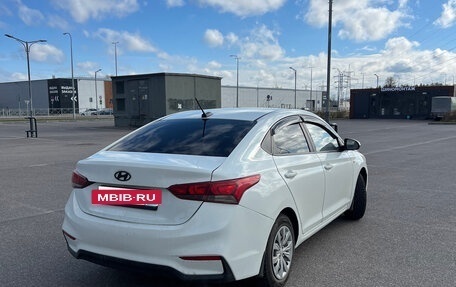 Hyundai Solaris II рестайлинг, 2018 год, 820 000 рублей, 4 фотография