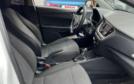 Hyundai Solaris II рестайлинг, 2018 год, 820 000 рублей, 10 фотография