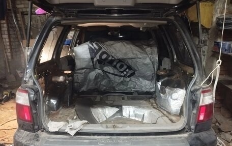 Subaru Forester, 2001 год, 150 000 рублей, 2 фотография