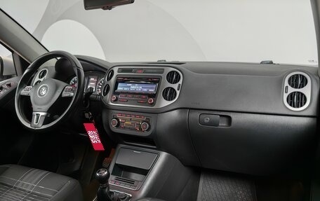 Volkswagen Tiguan I, 2015 год, 999 000 рублей, 13 фотография