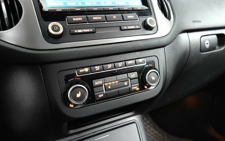 Volkswagen Tiguan I, 2015 год, 999 000 рублей, 15 фотография