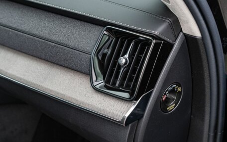 Volvo XC90 II рестайлинг, 2025 год, 13 000 000 рублей, 13 фотография