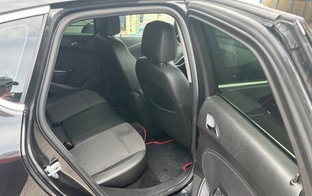 Opel Astra J, 2010 год, 800 000 рублей, 9 фотография