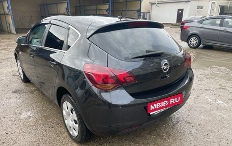 Opel Astra J, 2010 год, 800 000 рублей, 14 фотография