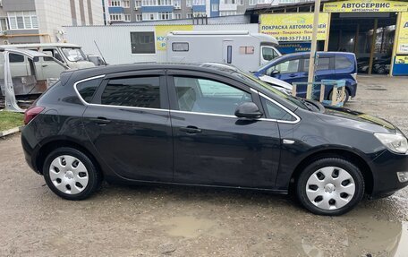 Opel Astra J, 2010 год, 800 000 рублей, 17 фотография