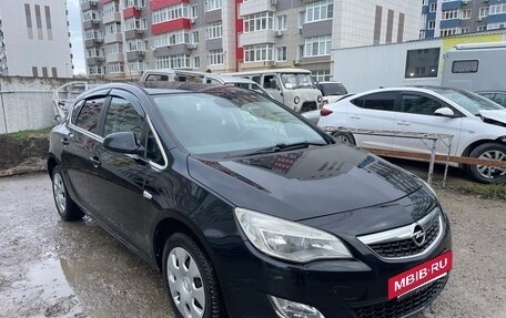 Opel Astra J, 2010 год, 800 000 рублей, 22 фотография