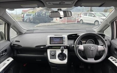Toyota Wish II, 2011 год, 860 333 рублей, 9 фотография