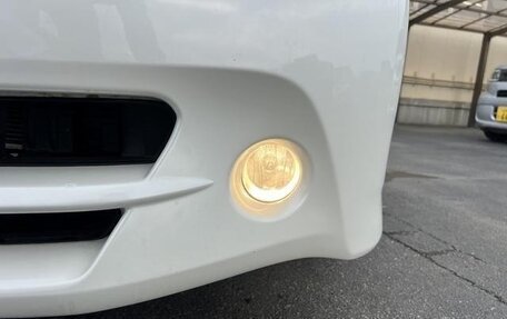 Toyota Wish II, 2011 год, 860 333 рублей, 22 фотография