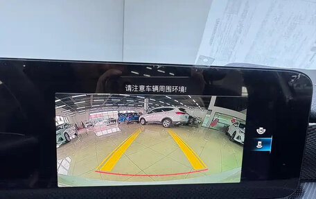 Mercedes-Benz A-Класс, 2023 год, 2 100 000 рублей, 11 фотография