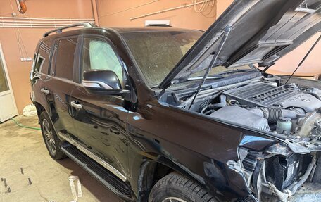 Toyota Land Cruiser 200, 2019 год, 3 600 000 рублей, 5 фотография