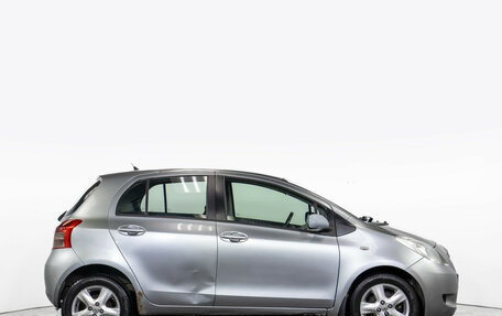 Toyota Yaris III рестайлинг, 2008 год, 488 000 рублей, 3 фотография